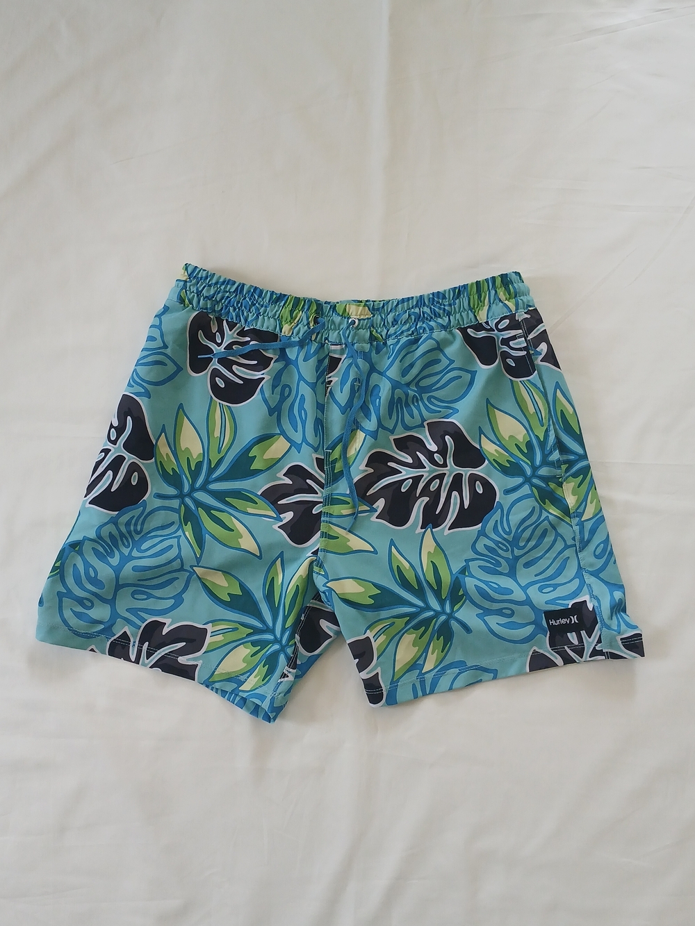 Hurley Men’s Aqua, Navy & Green Leaf Print Swim Trunks